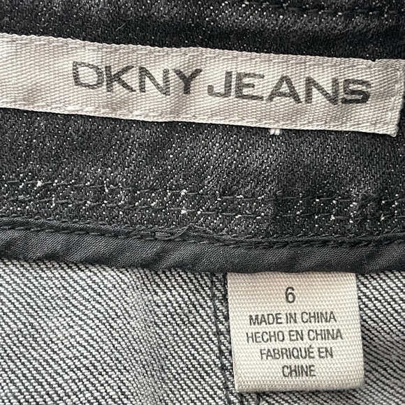 DKNY Black Denim Mini Skirt - Size 6 - Picture 6 of 6